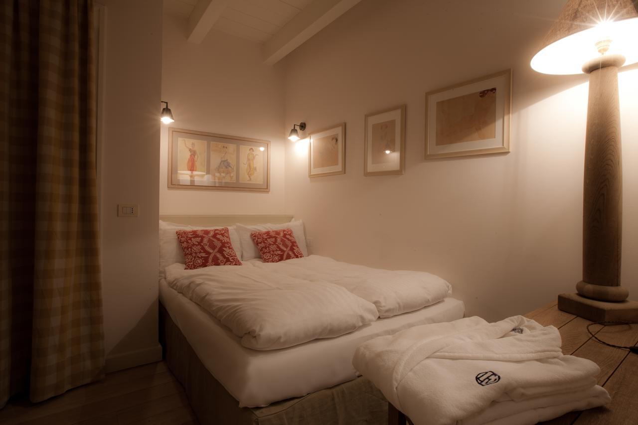 Les Fleurs Bleues Aparthotel Λιβίνιο Δωμάτιο φωτογραφία